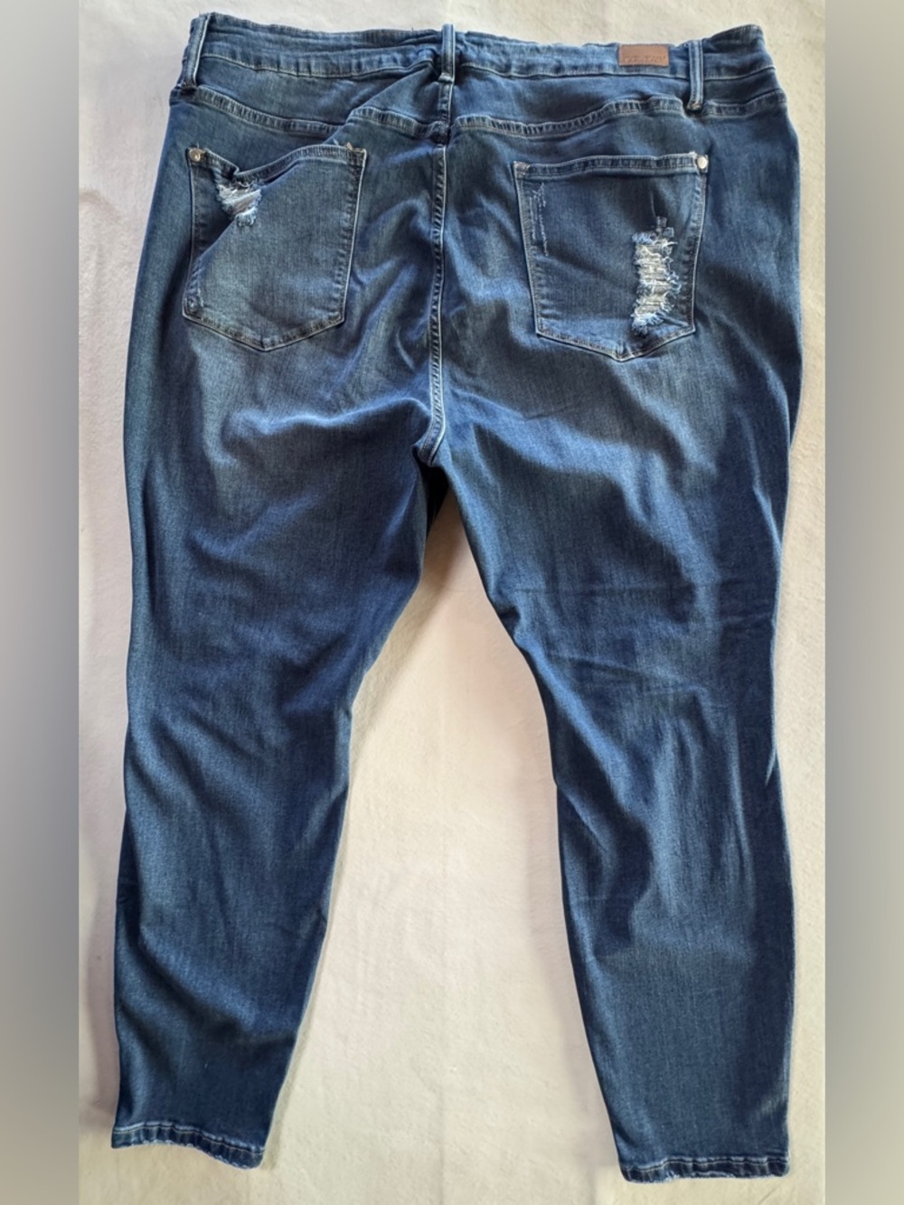 Judy Blue Jeans Distressed Lace Patch Skinny Mid Rise Denim Stretch JB8463 (24W) - Picture 5 of 17